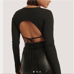 NA-KD Rib Open Back Top - NWT!